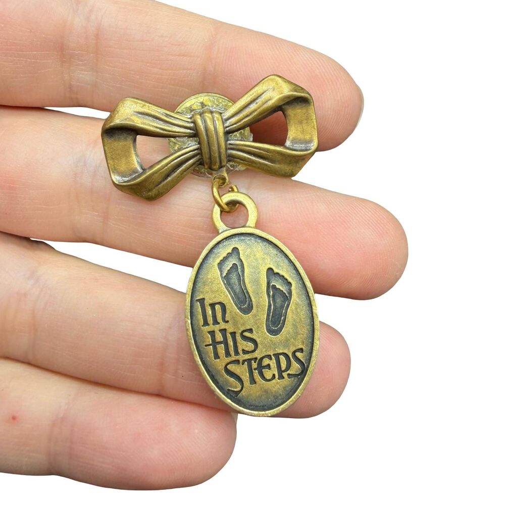 Vintage In His Steps Pin Jesus Religious Brooch